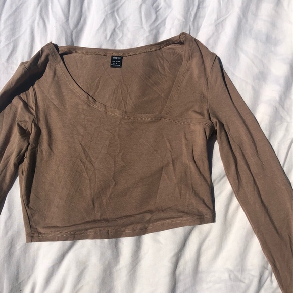 Brown asymetrical tops - Picture 7 of 7